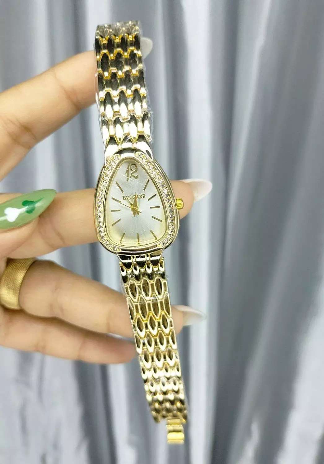 Watch W03 4