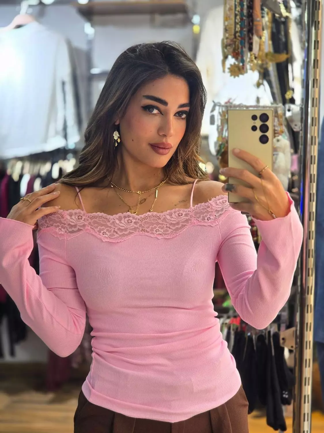 Pink off-shoulder lace top 3