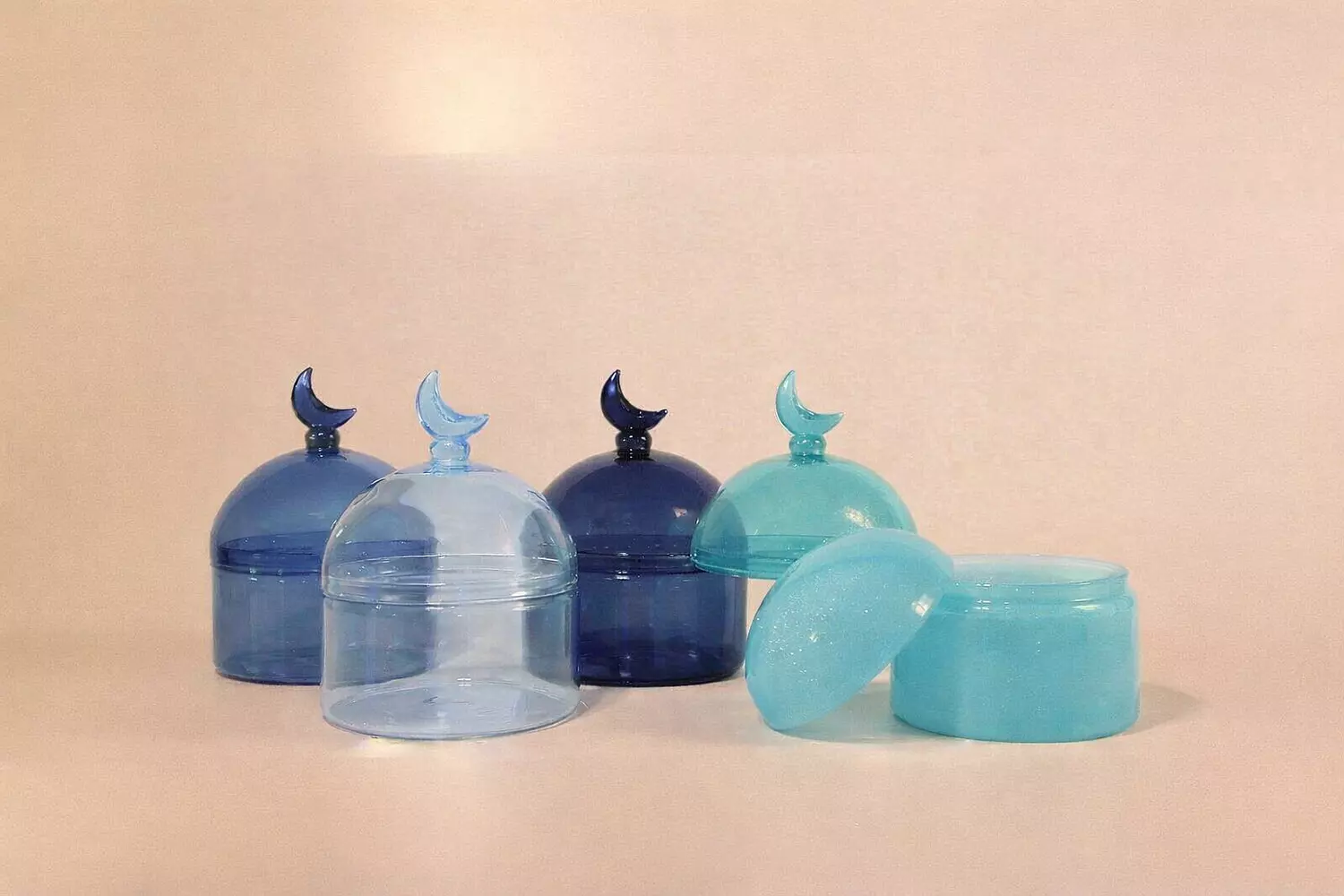 Twin Date bowl image