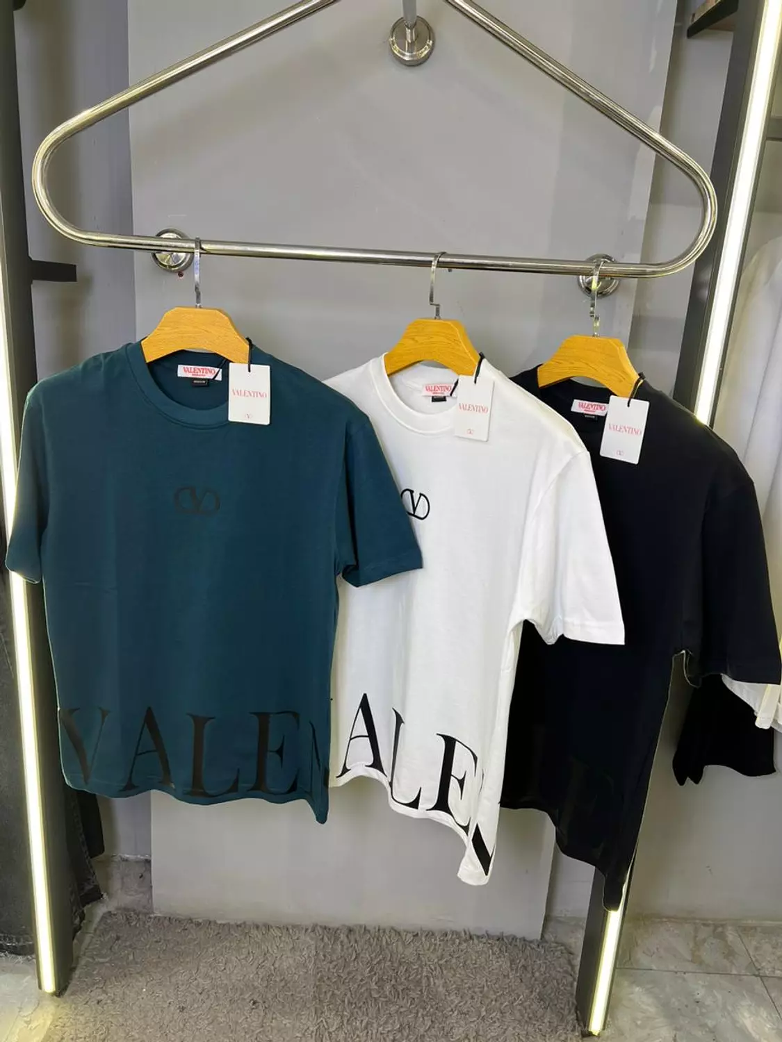 VALENTINO TSHIRT / 1315 9