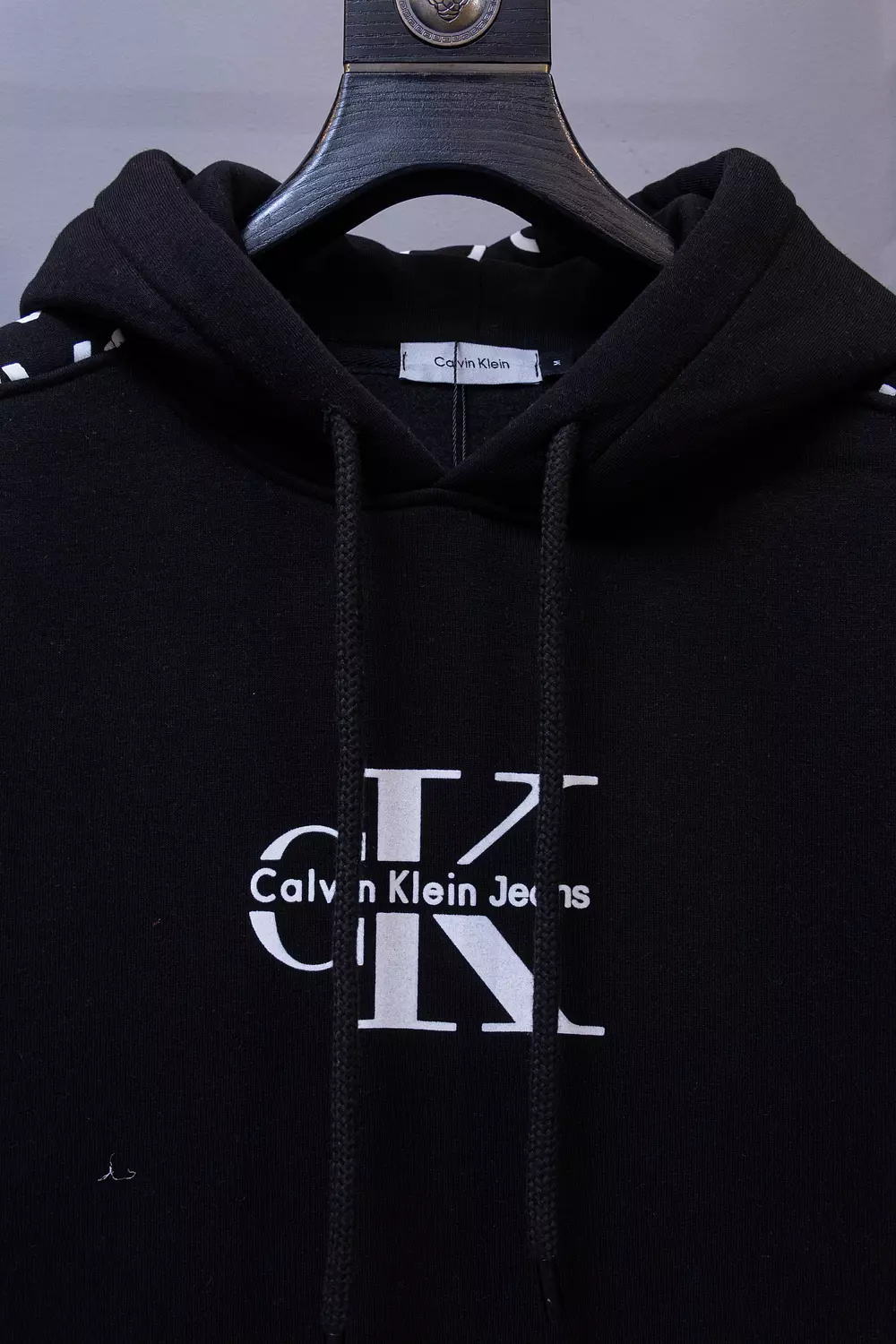 CALVIN KLEIN HOODIE \ 1750 4
