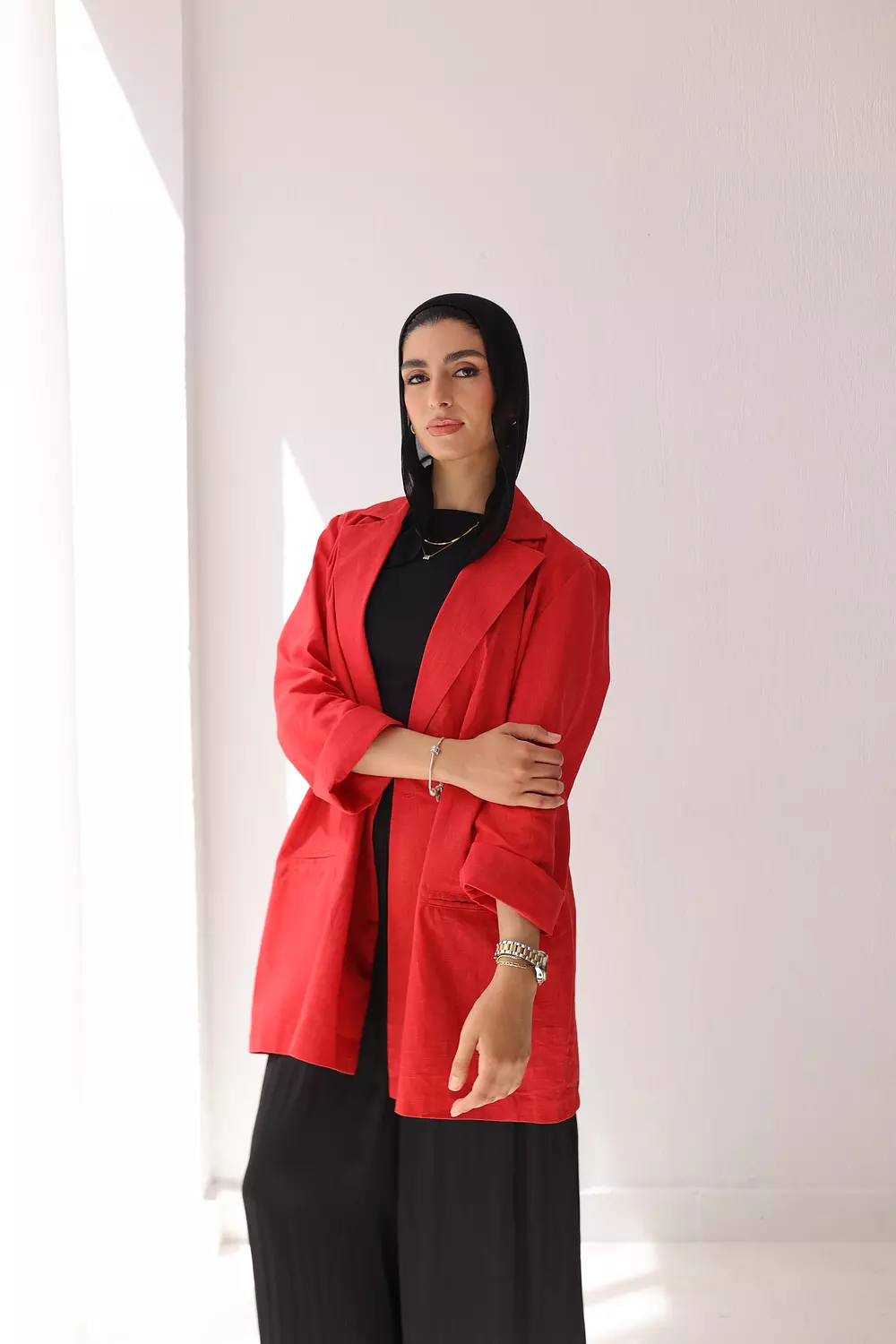 Fitted linen blazer in red 