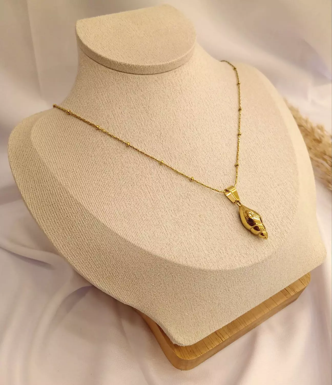 Small Snail Necklace image