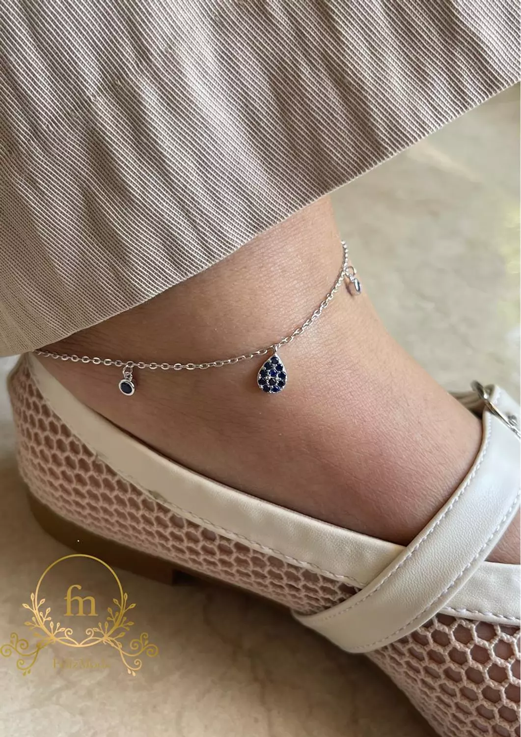 Blue oval stone silver anklet with side blue stones image