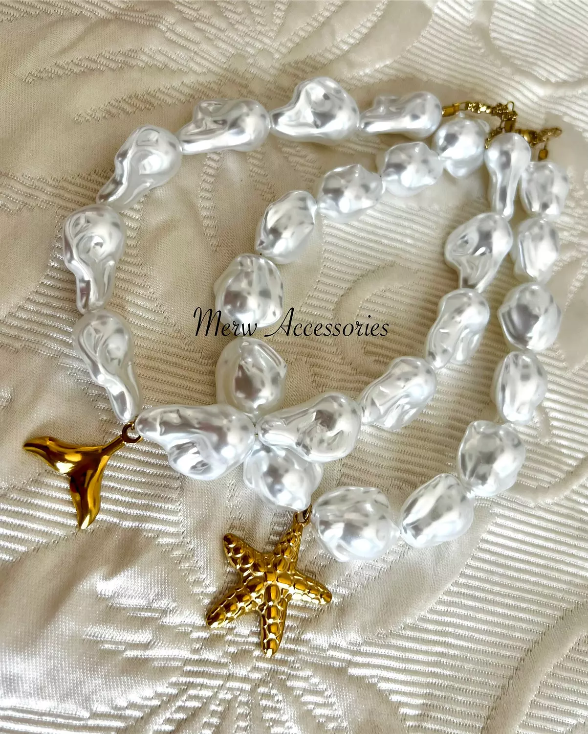 Unique pearl chocker 5