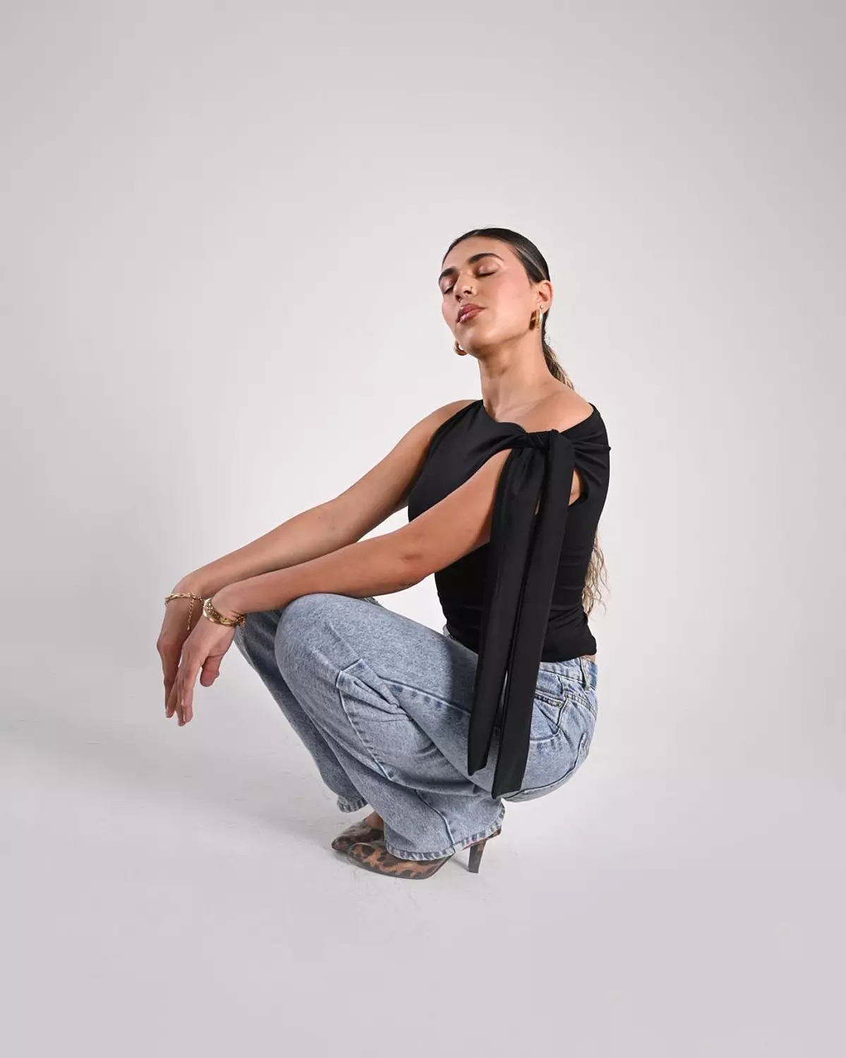 Knotted top in midnight  1