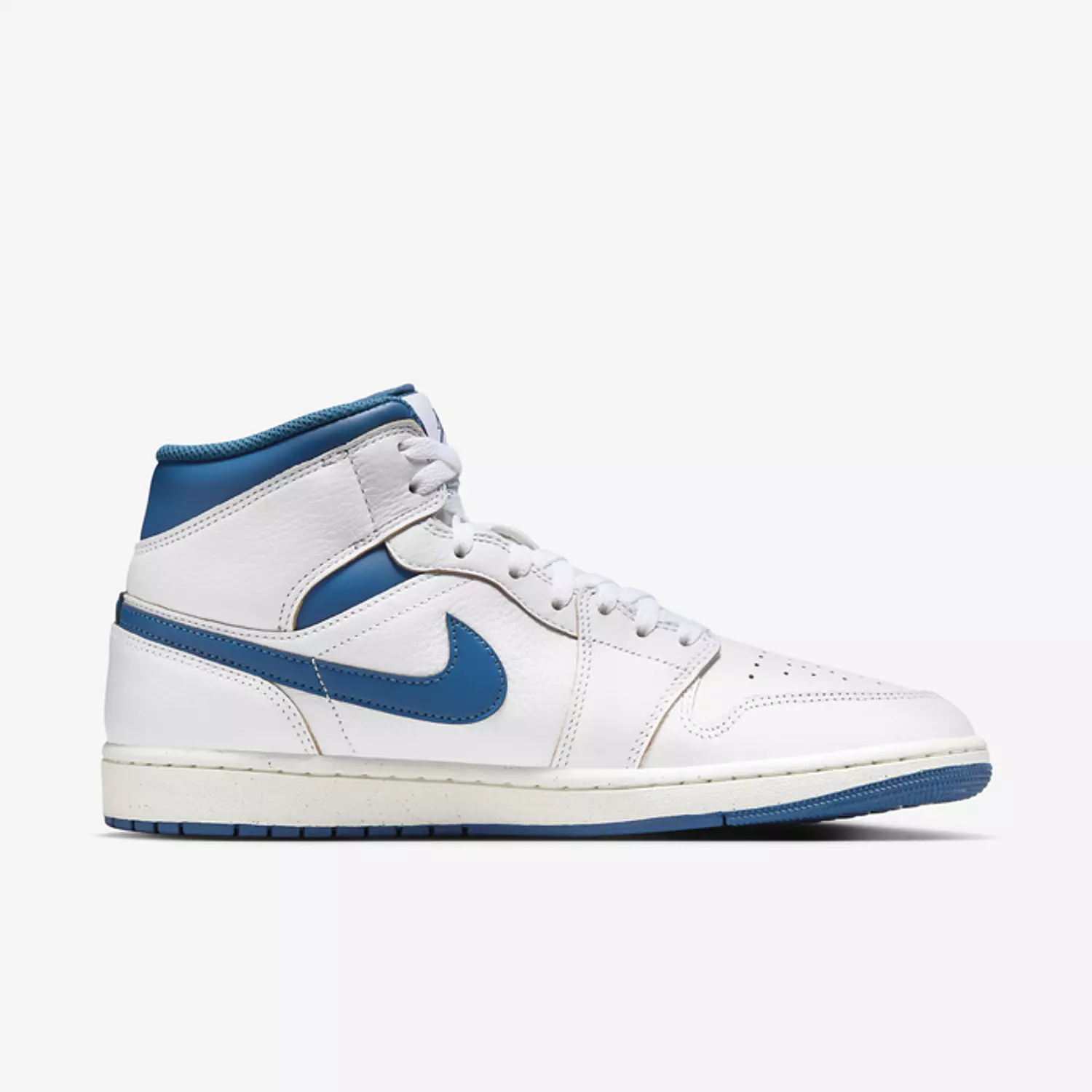 Air Jordan 1 MID SE 3