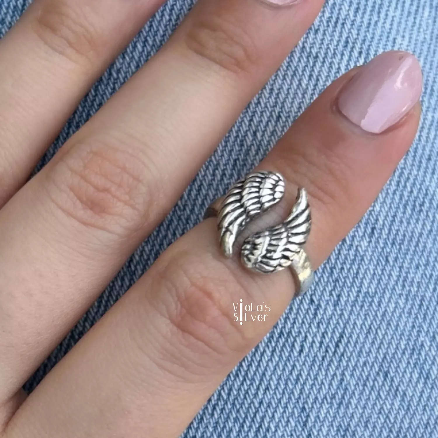Winged knuckle image