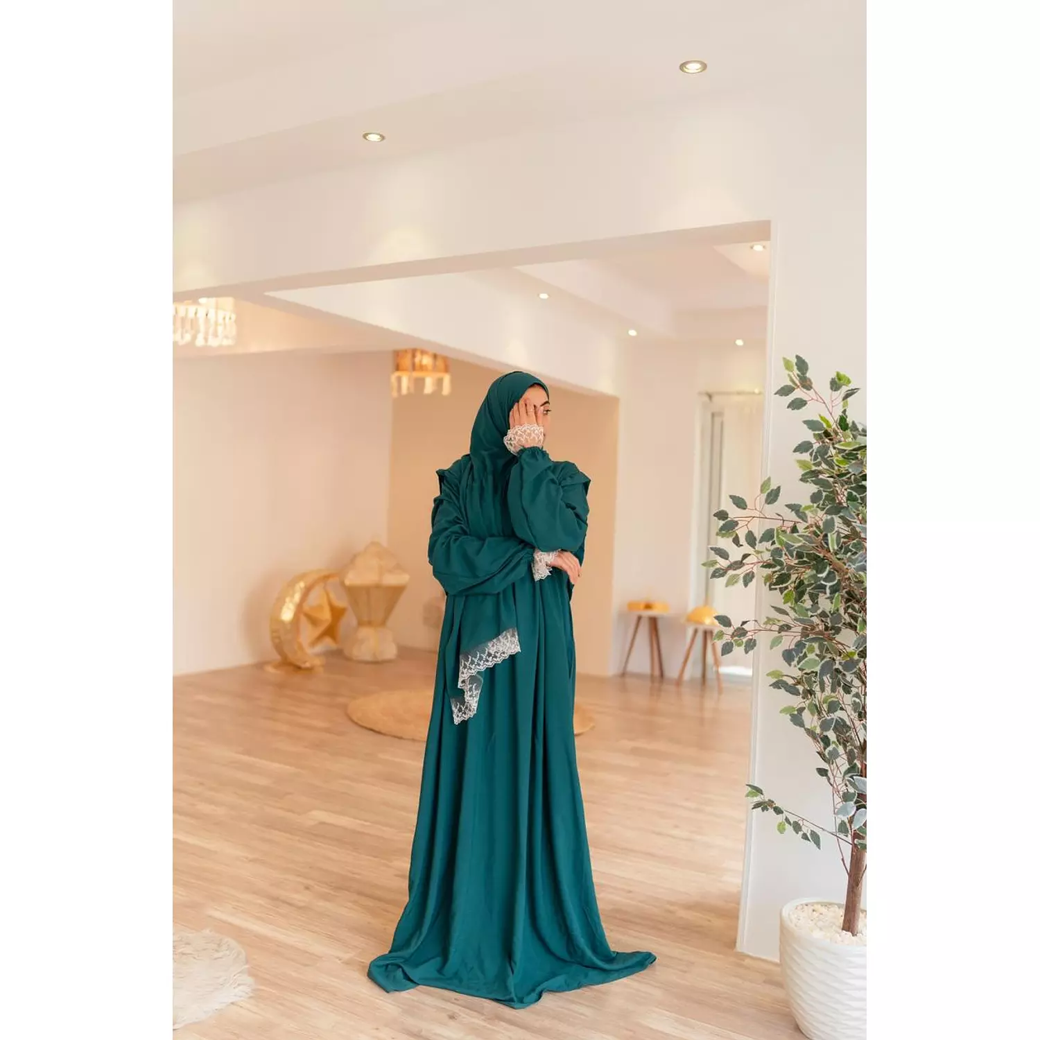 Maria Isdale hover image