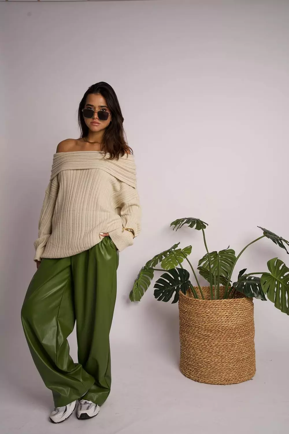 Oversized Off-shoulder Sweater  17