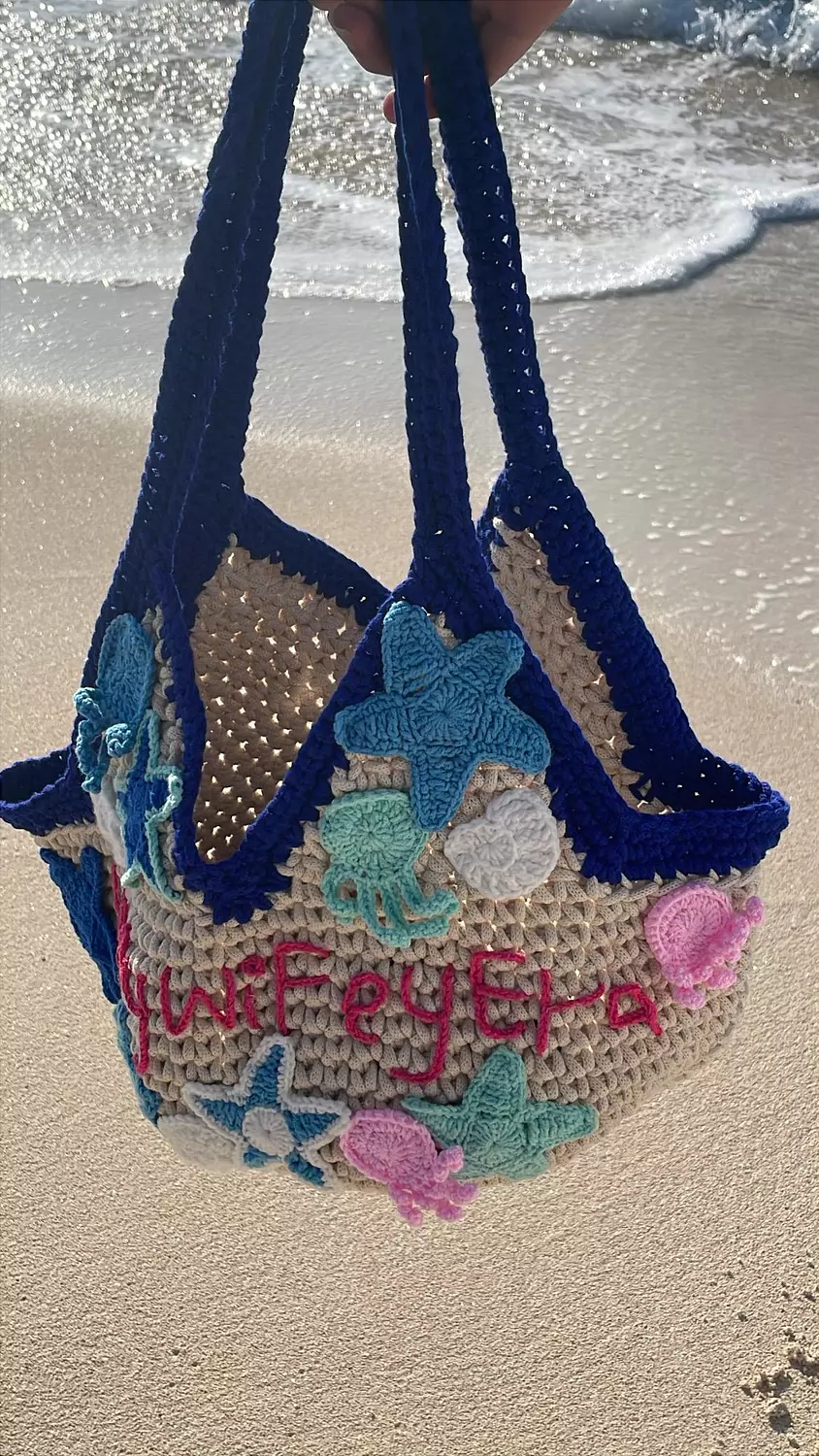 WIFEY BAG hover image