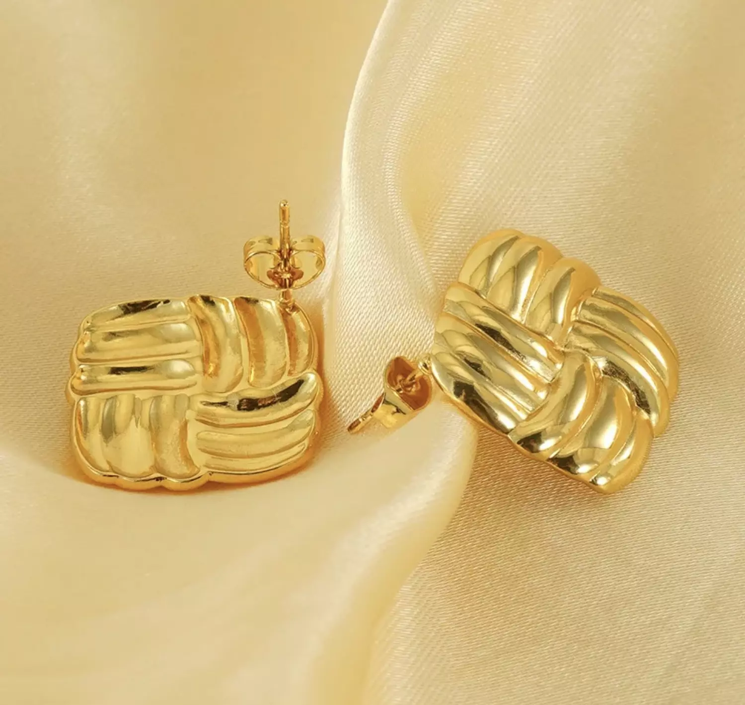 Rounded Zoe Earrings  1