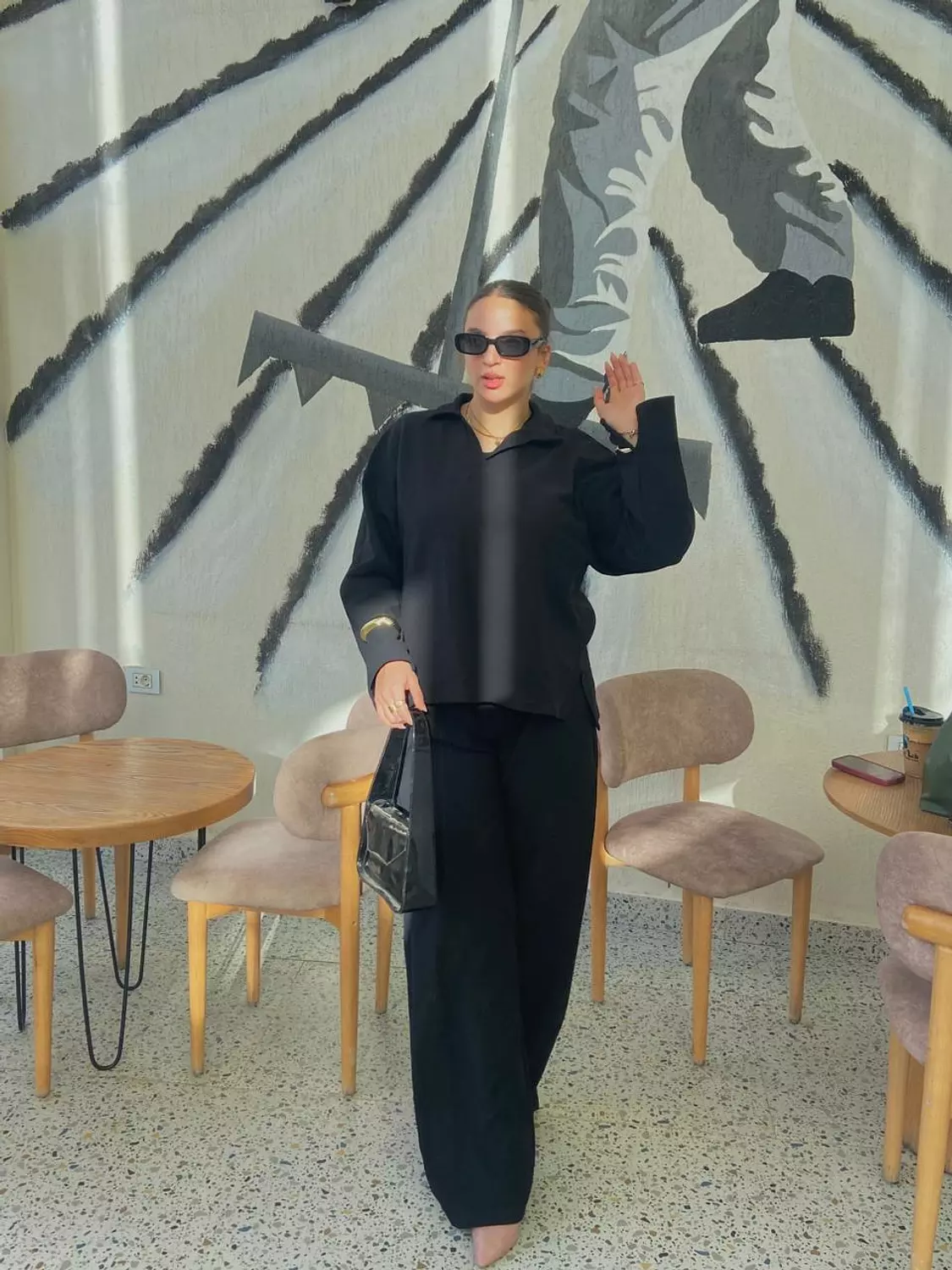 BLACK AURE FORM SET 2