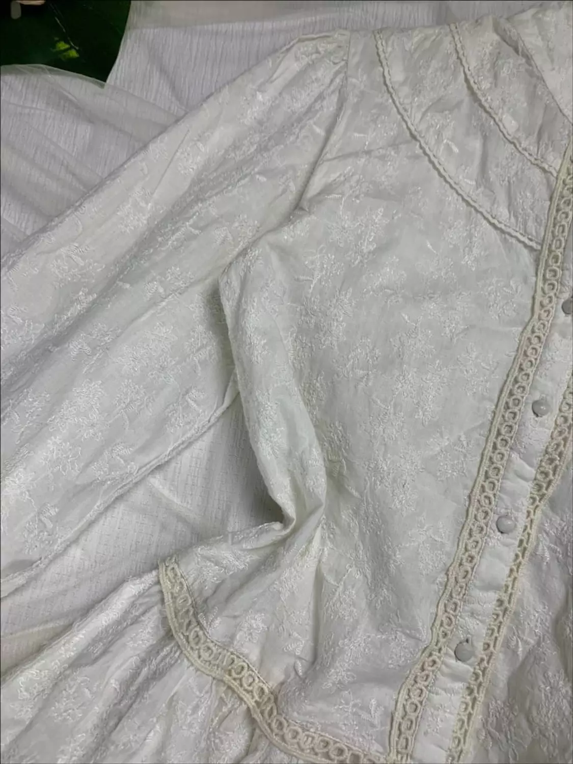 Cotton embroidered dress from Splash   Size 6 40:47 k   hover image