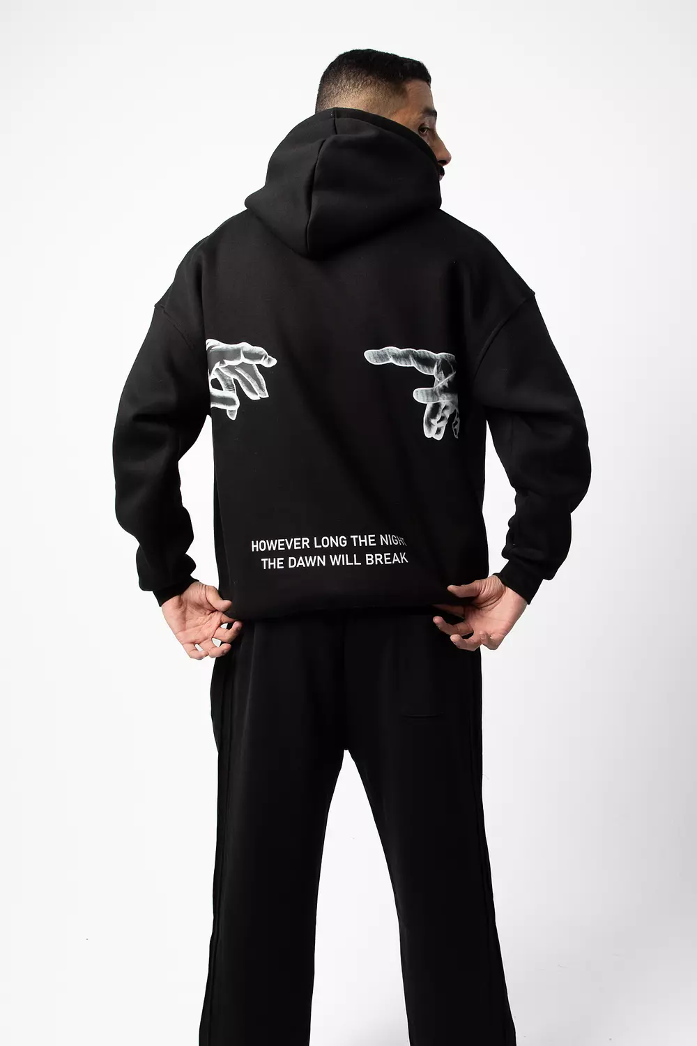 Oversized Black Hoodie – Classic Bold 2