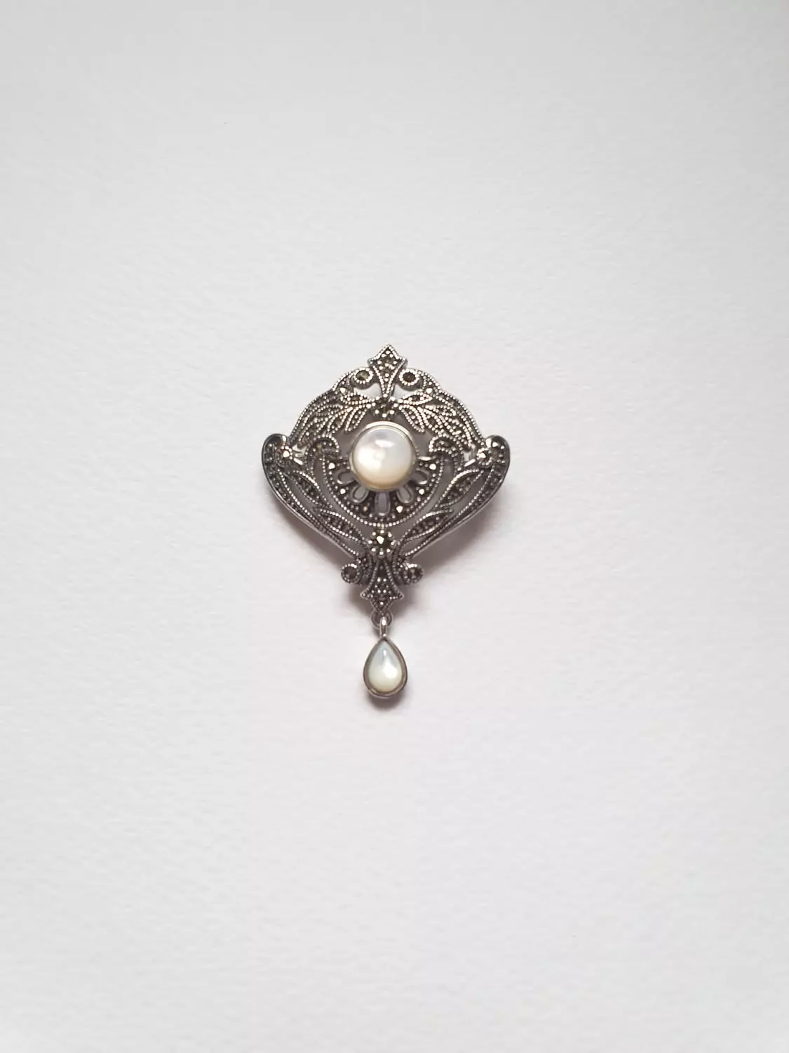 Broche & pendant  image