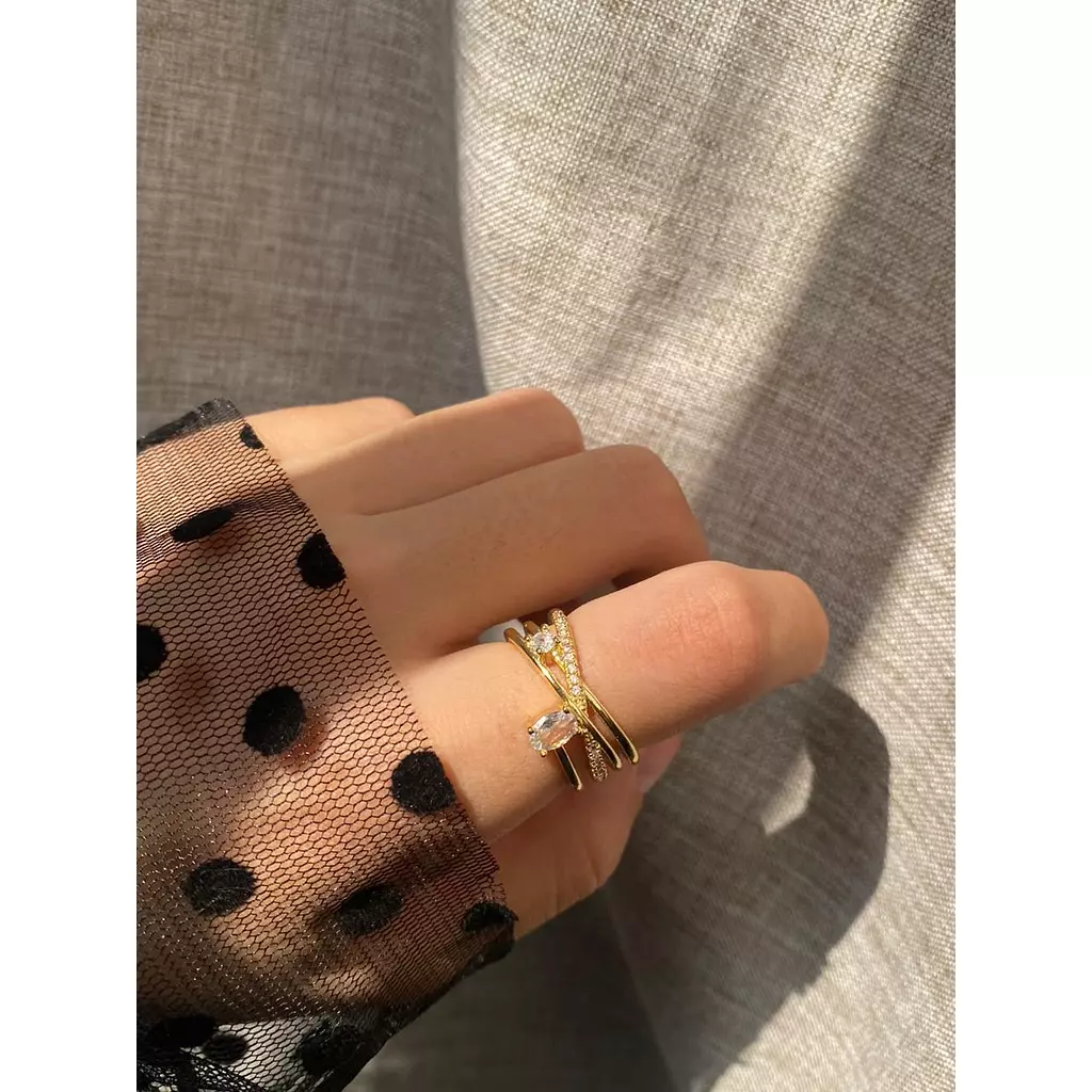 DIAMOND TEAR RING