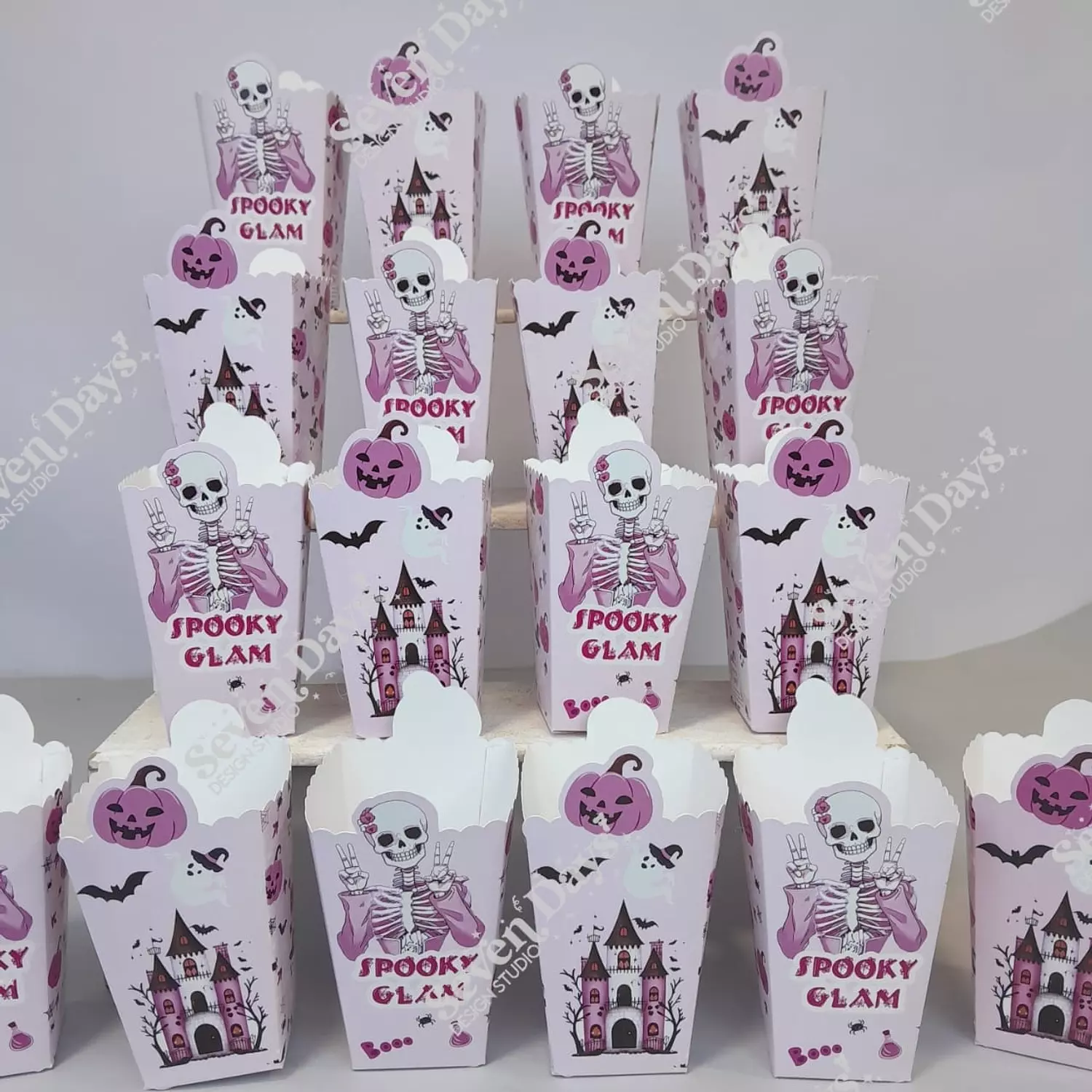 10 Pink Halloween Popcorn boxes  image