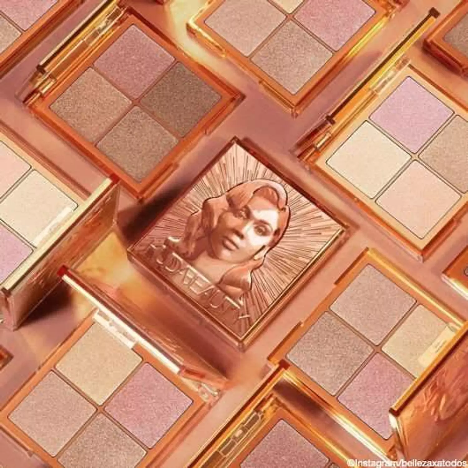 huda beauty Mini Glow Obsessions Highlighter Face Palette medium 3
