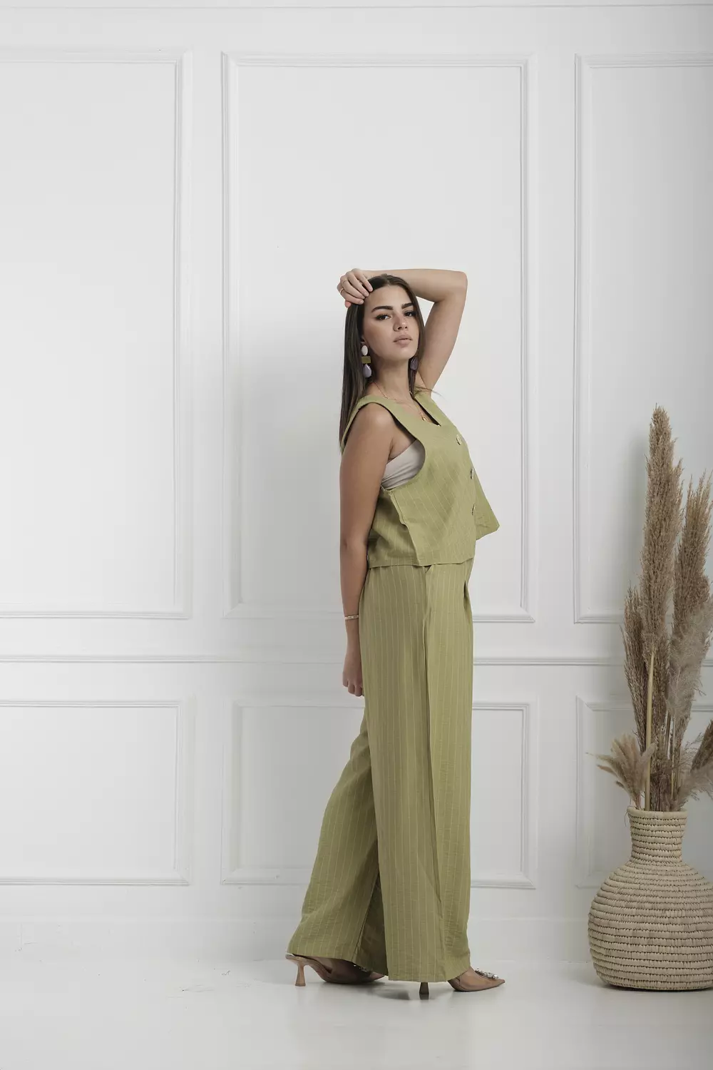 Sleek Suit-2nd-img