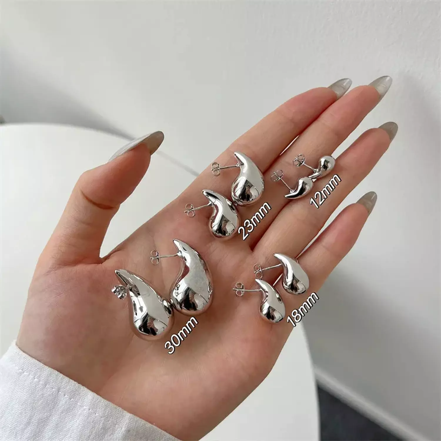30 MM water drop earring 1