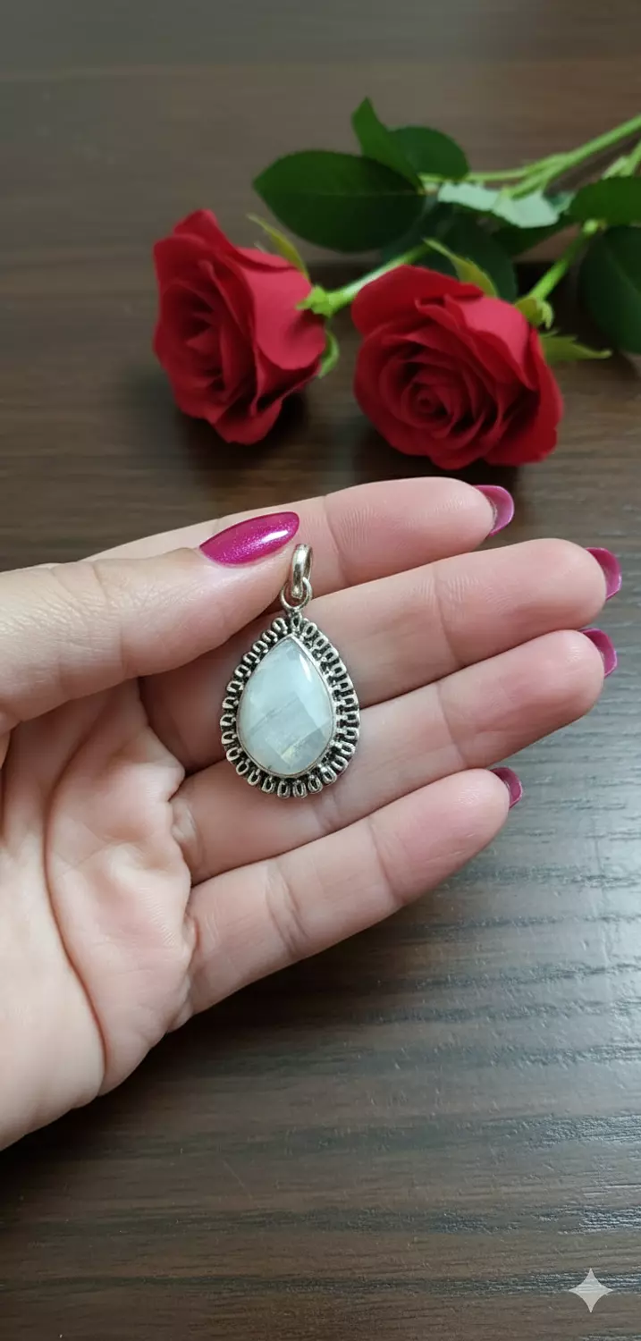 Moonstone Pendant  image