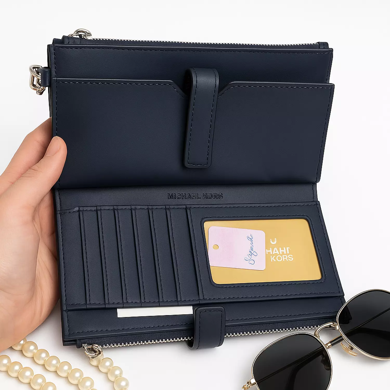 Michael kors wallet hover image