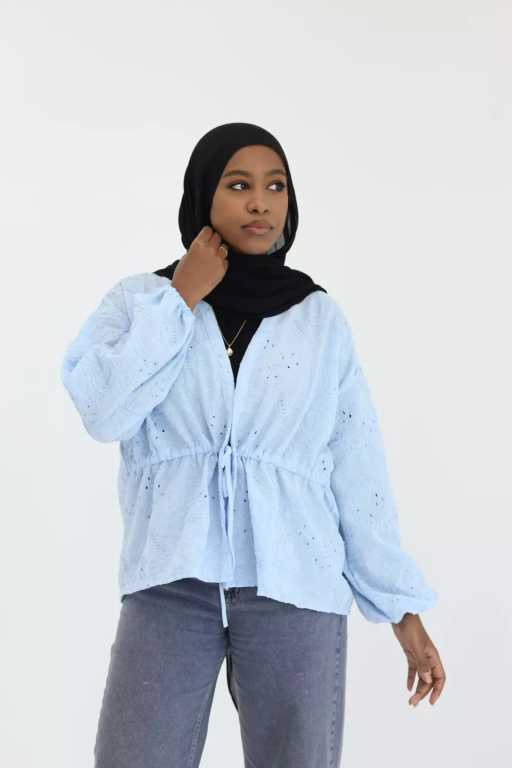 Baby blue flowered stomach cardigan 2