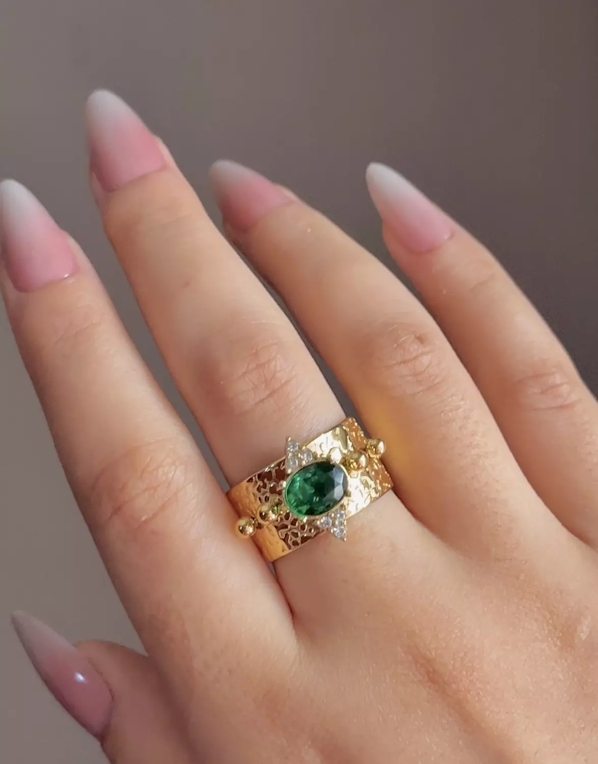 Chunky green gemstone ring image