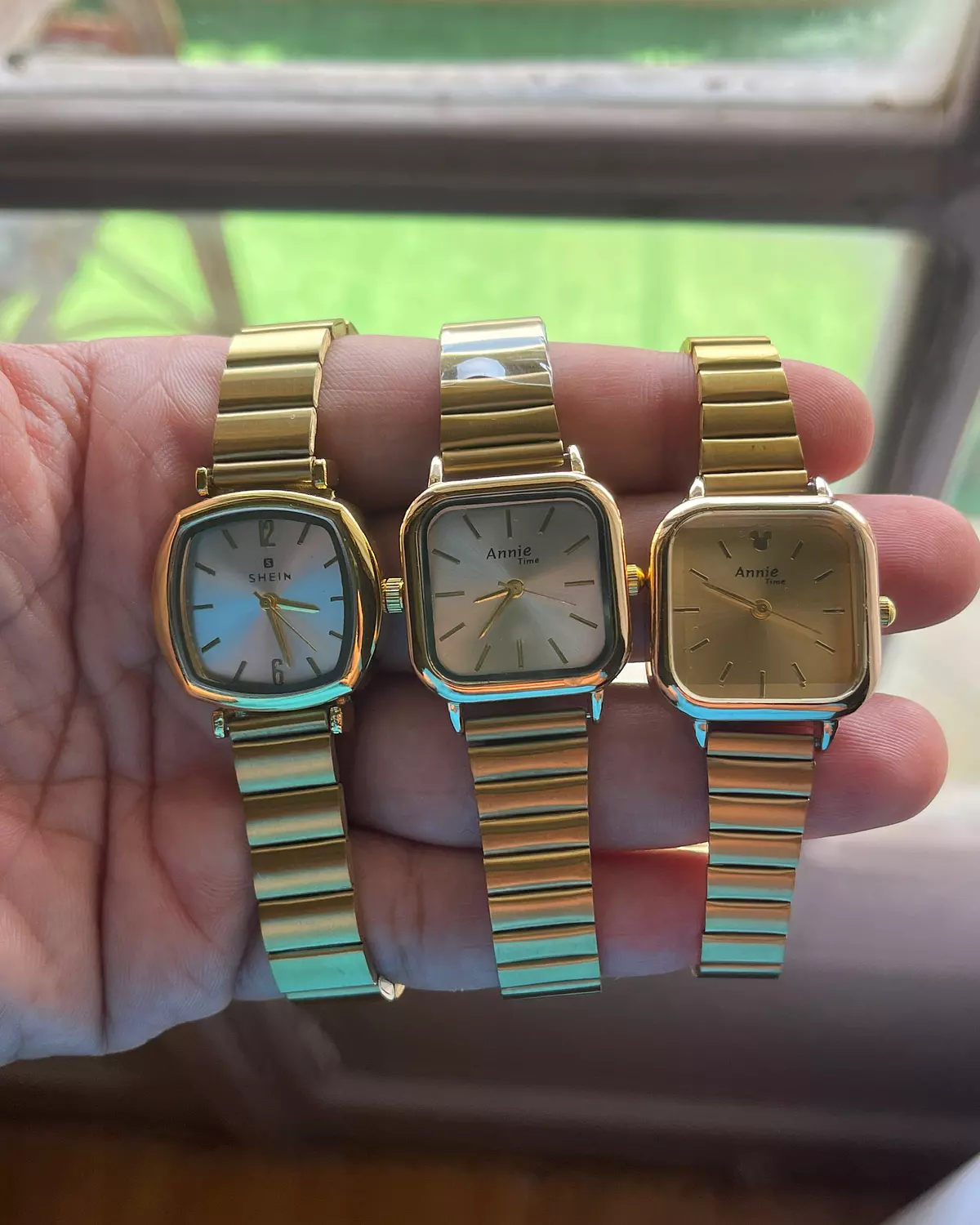 Annie’s watches circular (3 Types) image