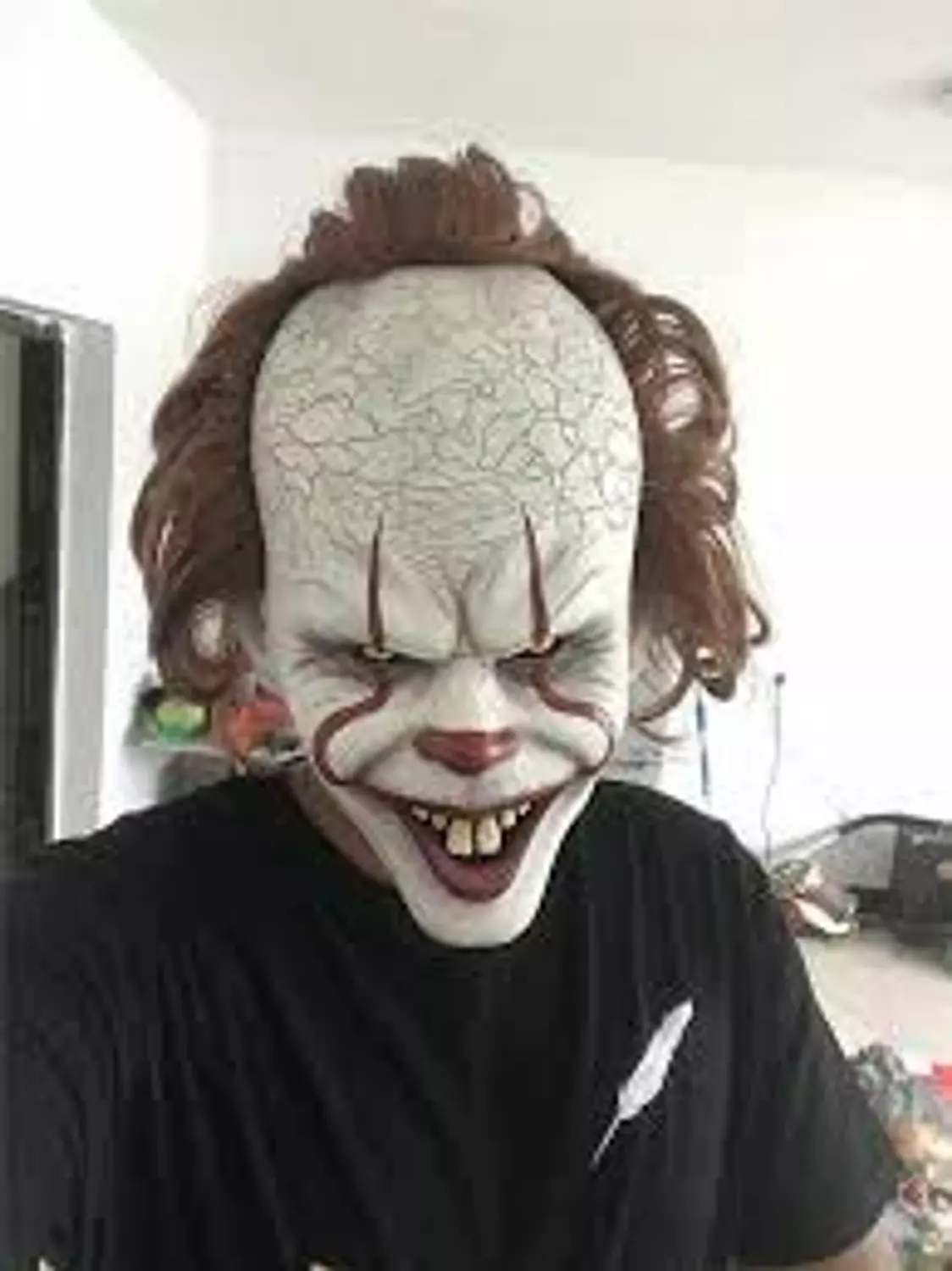 pennywise-face-mask 2