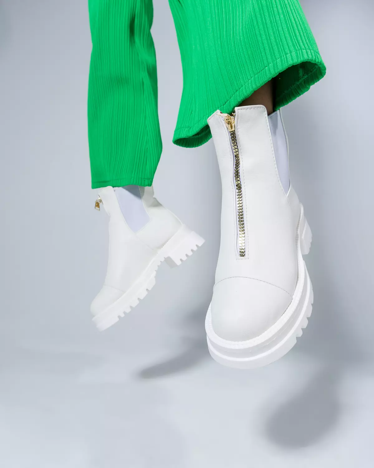 ZigZag White Boots 1
