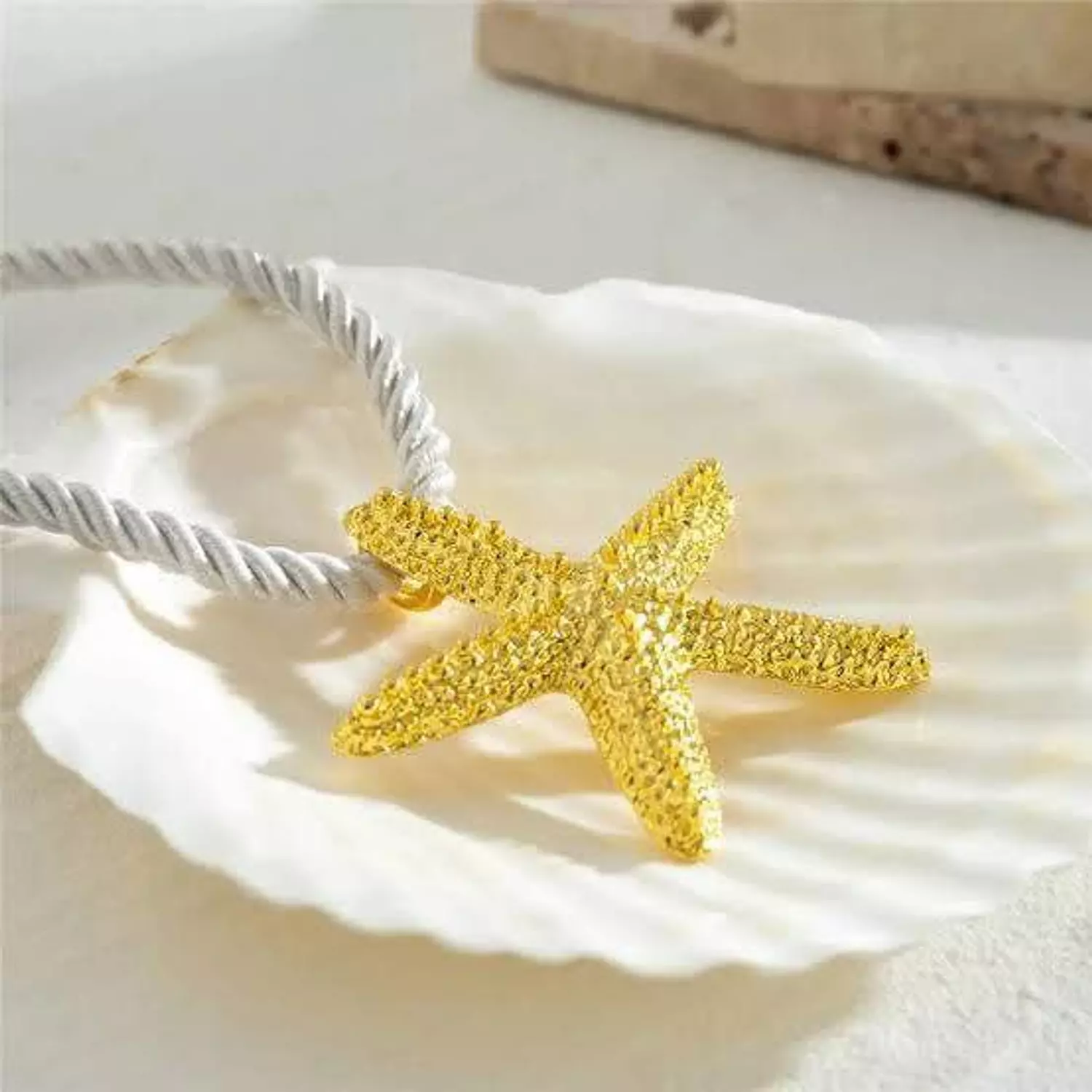 Necklace star 3