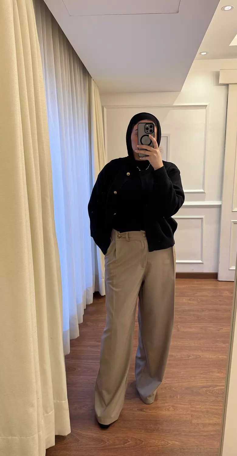 Loose-Darted Pants - Camel 2