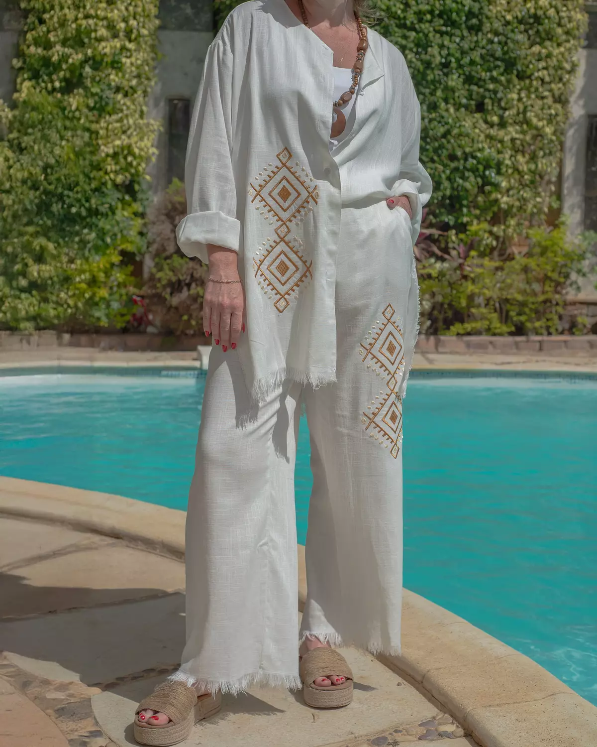 White Linen Embroidery Set 1
