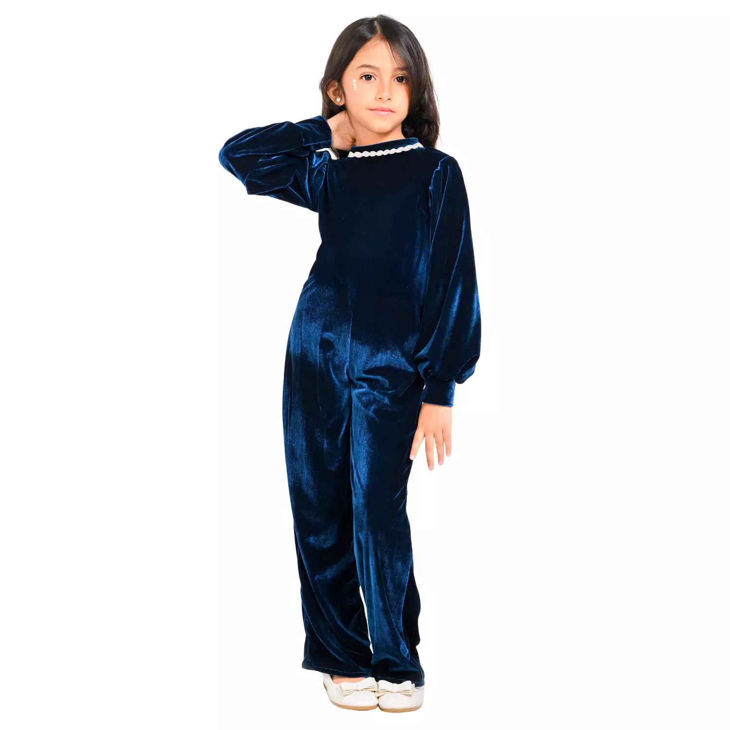 Girls Velvet Jumpsuit with Puff Sleeves and Pearl Collar Detail 5