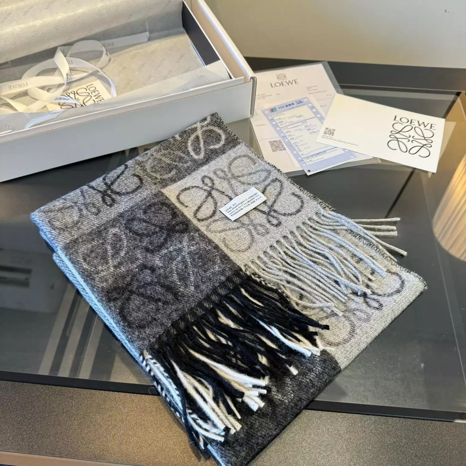 Loewe Scarf 3