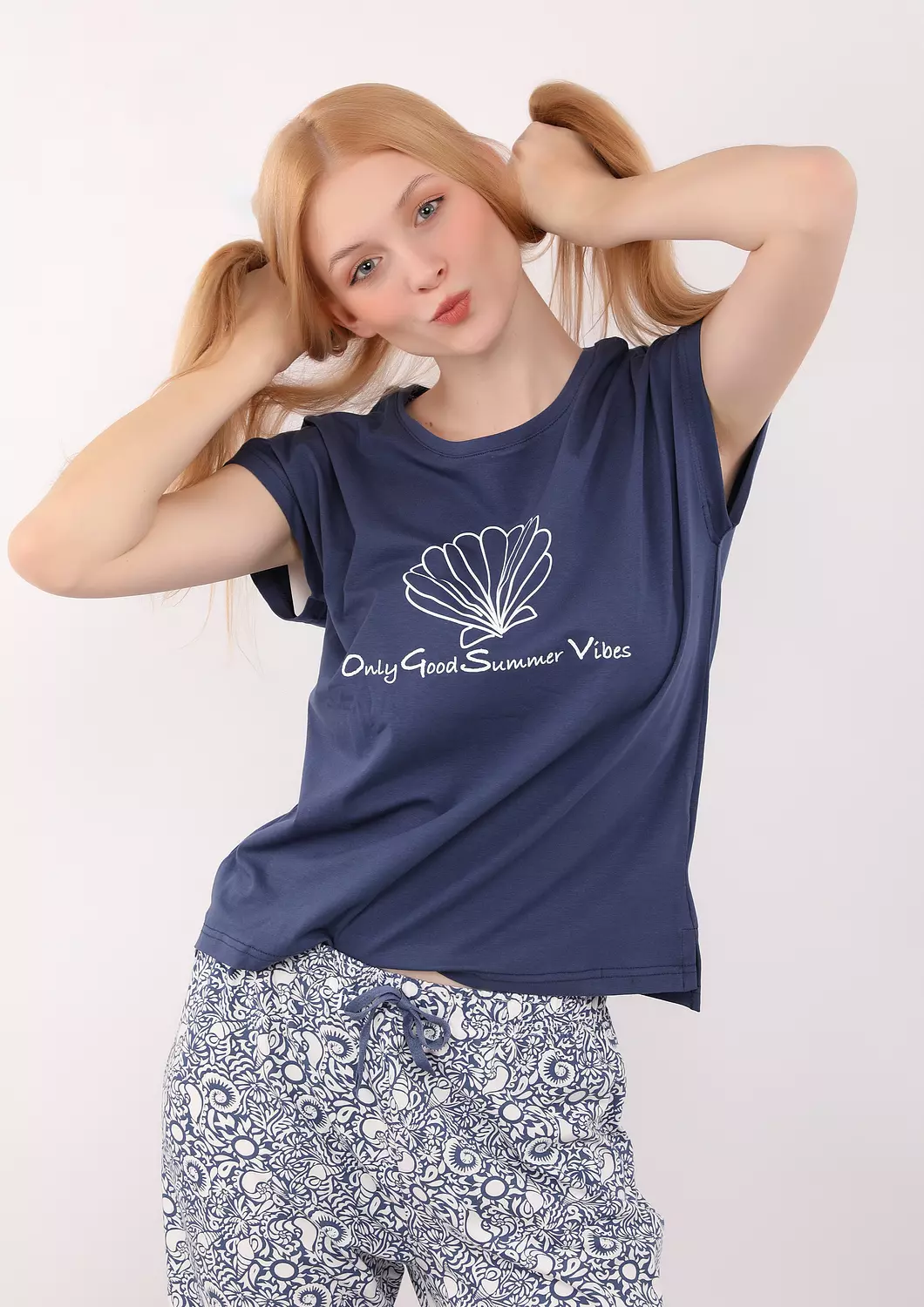 S301 Coastal Breeze Seashell Capri Pants Pajama Set 4