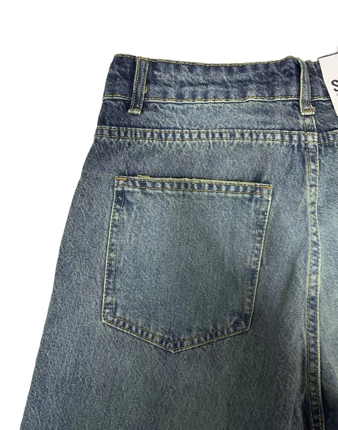 Contrast Wash Denim Jeans 3