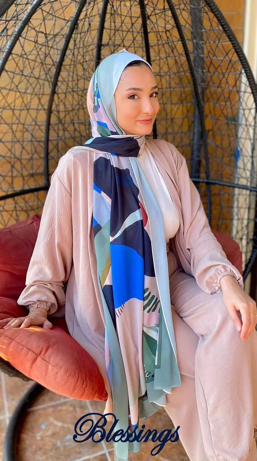 Scarf-Blessings-K2-Patchy image