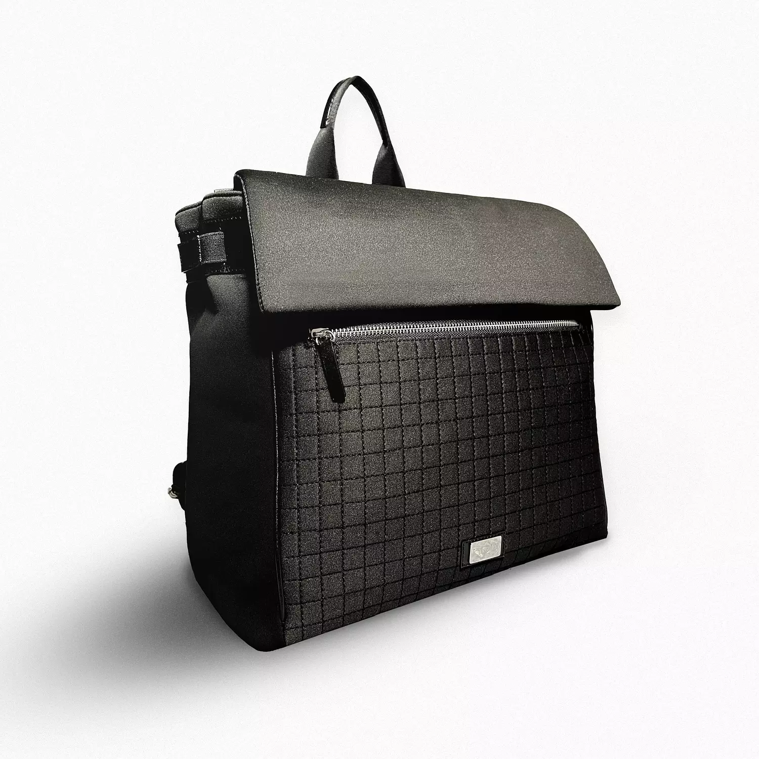 Essential Black 0