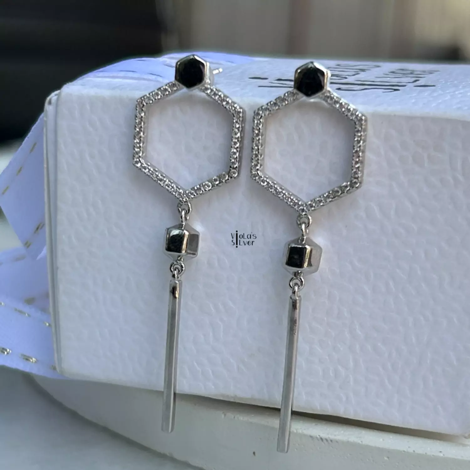 Nova earring image