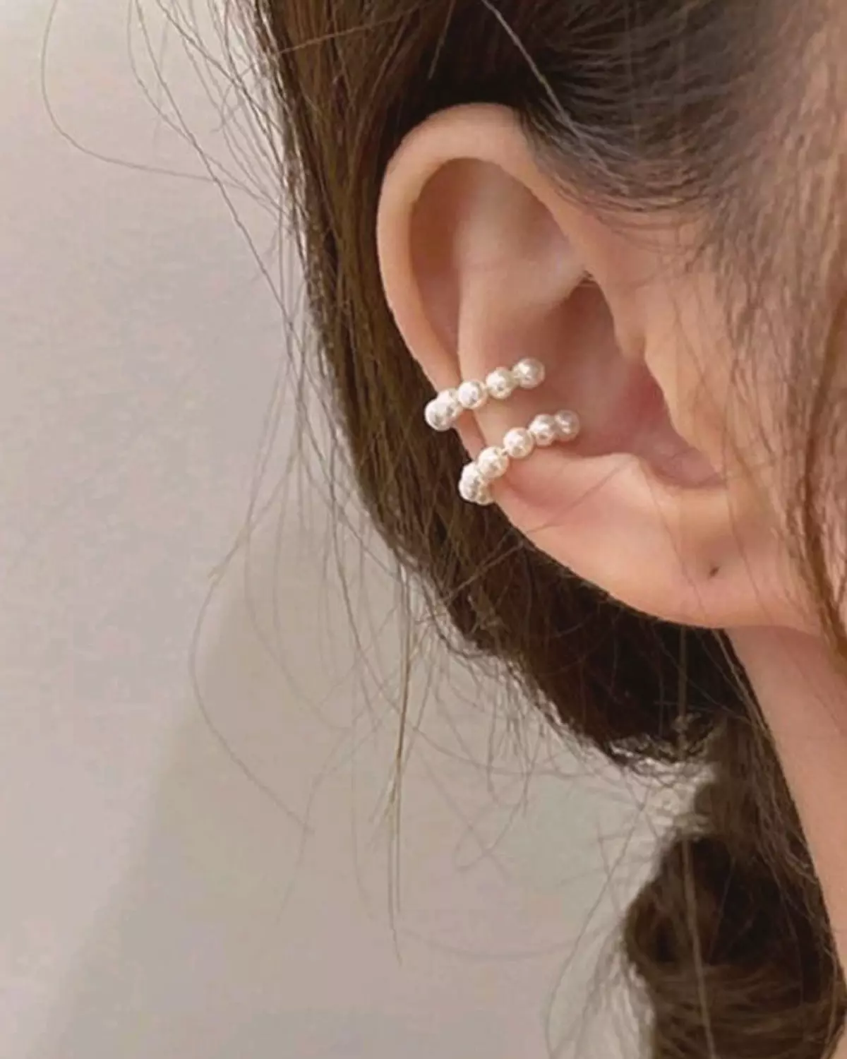 Pearl Non-Piercing Earrings image