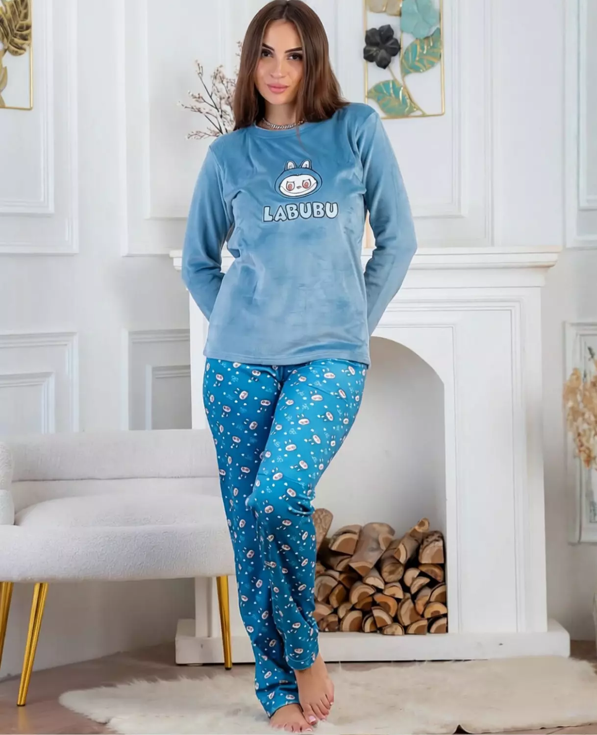 2-Piece Plush Velvet Lounge Set 3