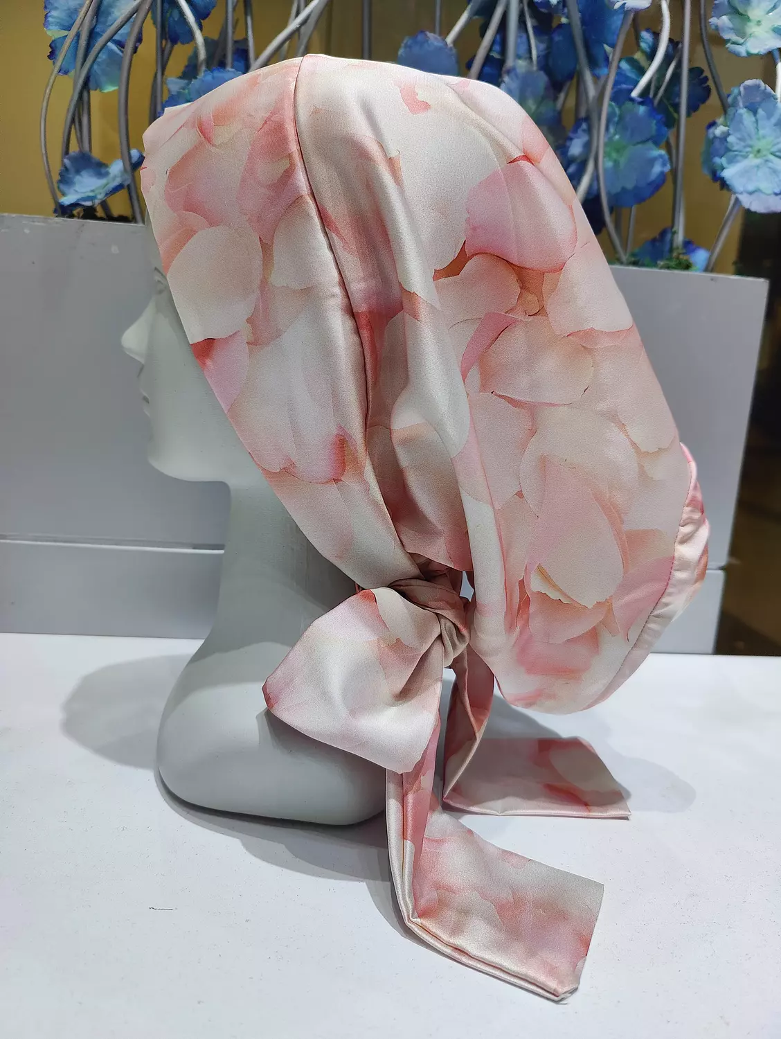 Turban-Lovely-Roses image