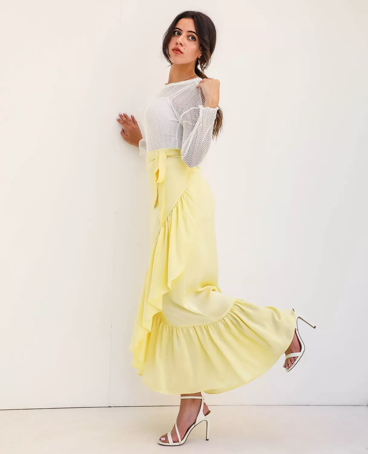 Silky wrap skirt in pastel yellow 1
