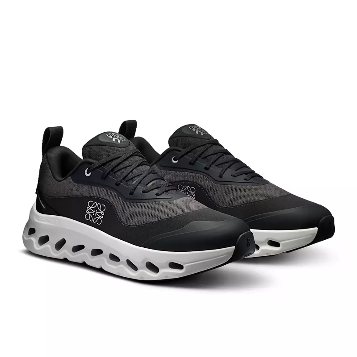 On Running Cloudtilt x LOEWE BLACK  2