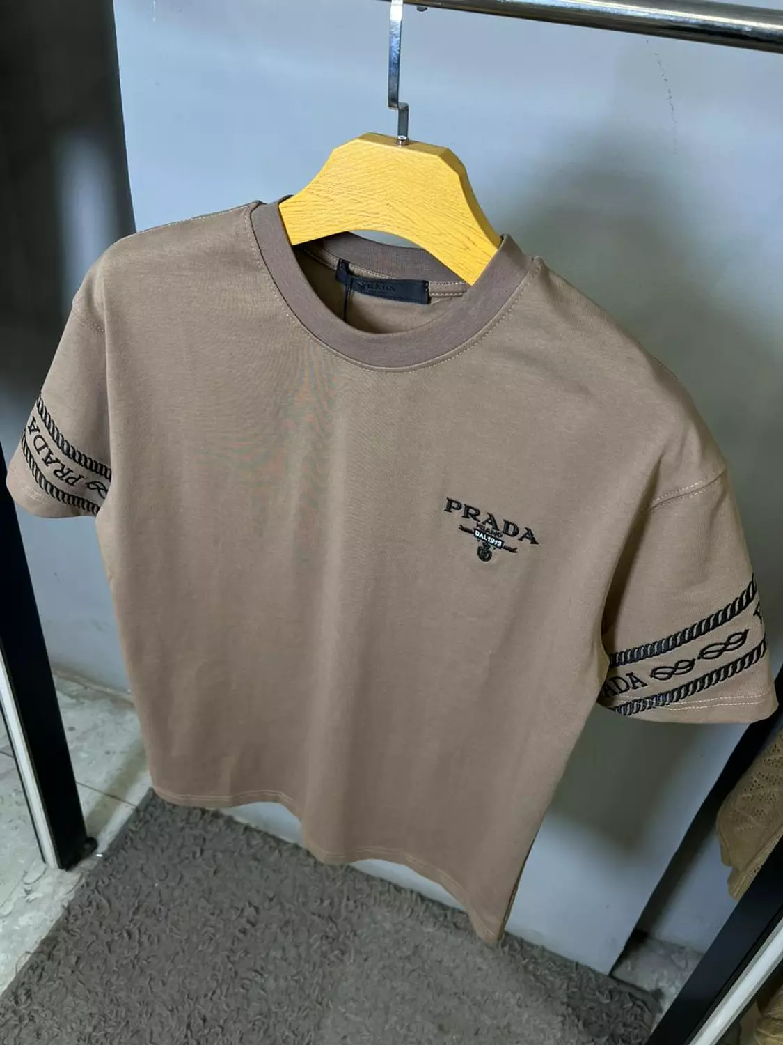 PRADA TSHIRT / 1471 8