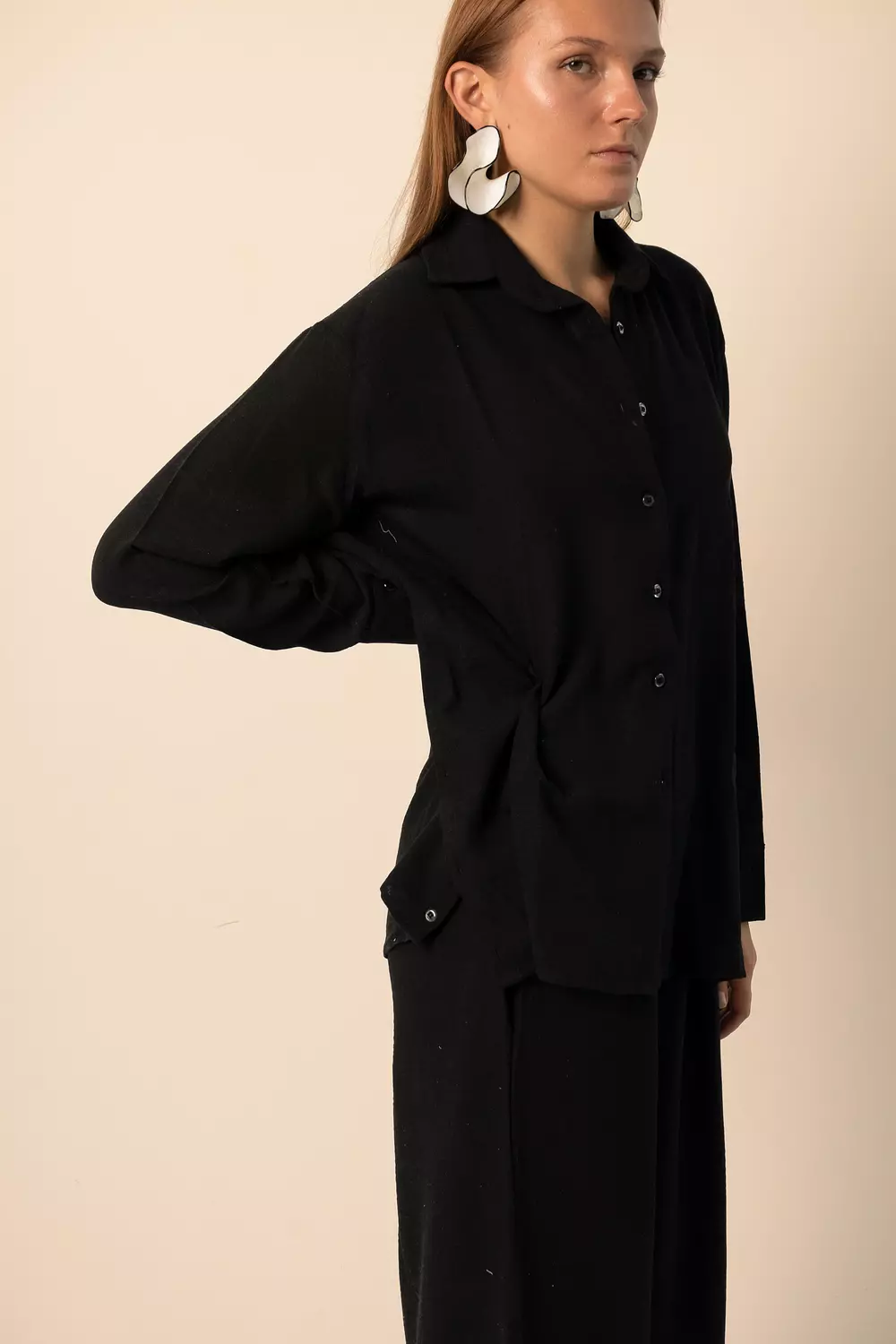 Oversized Shirt with side buttons - Black 3