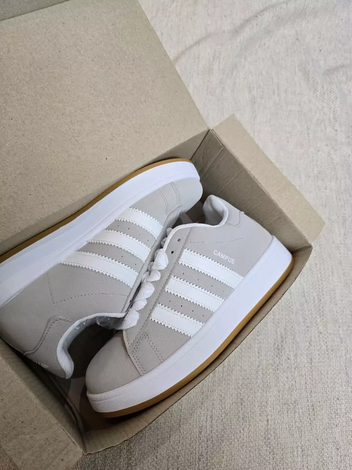 Campus 00s in Light Grey 2